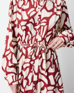 Robe chemise longue ceinturée à motif terracotta Aveline