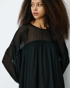 Robe courte oversize col transparent noir Belya