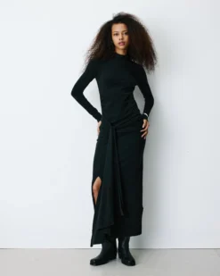 Robe longue ajustée dos nu à nœud devant noir Britney