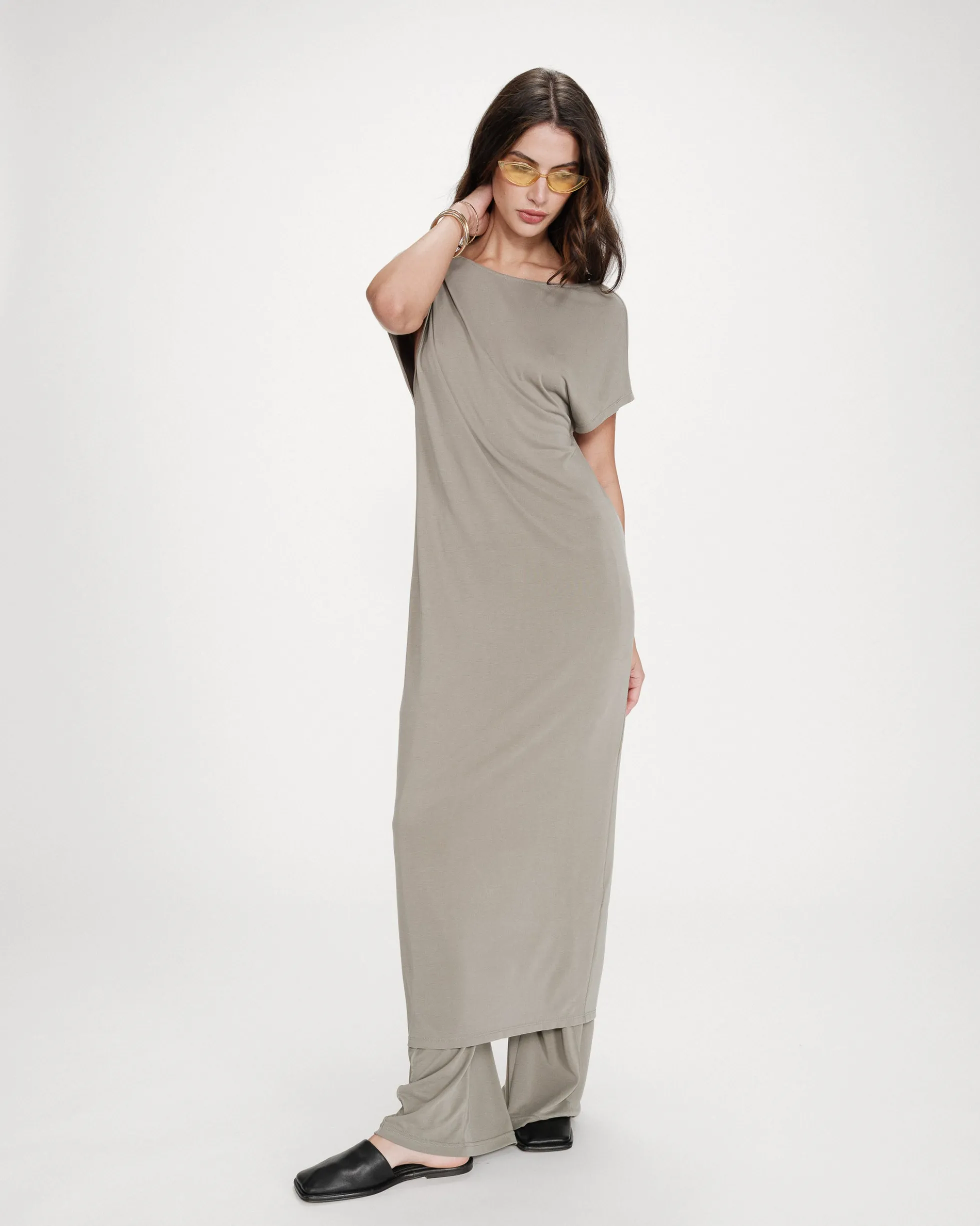 Robe longue légère en modal manches courtes kaki Peace