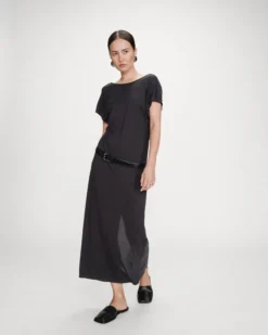 Robe longue légère en modal manches courtes carbone Peace