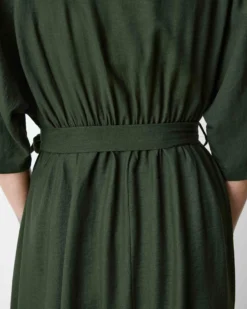 Robe longue évasée col V croisé kaki Amelia