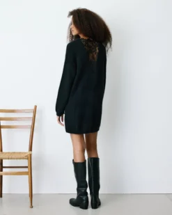 Robe pull droite dos en dentelle noir Beckham