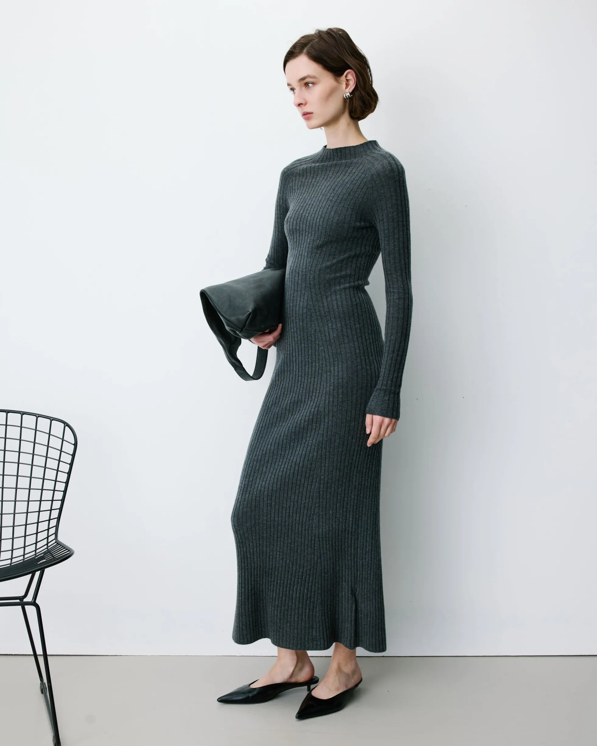 Robe pull longue col montant anthracite Alexandra