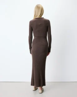 Robe pull longue col montant chocolat Alexandra