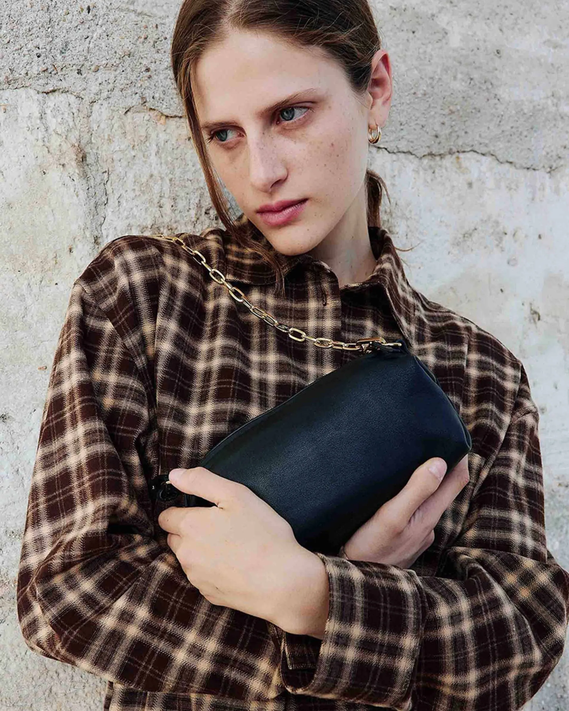 Sac baguette en cuir souple noir Le chouchou