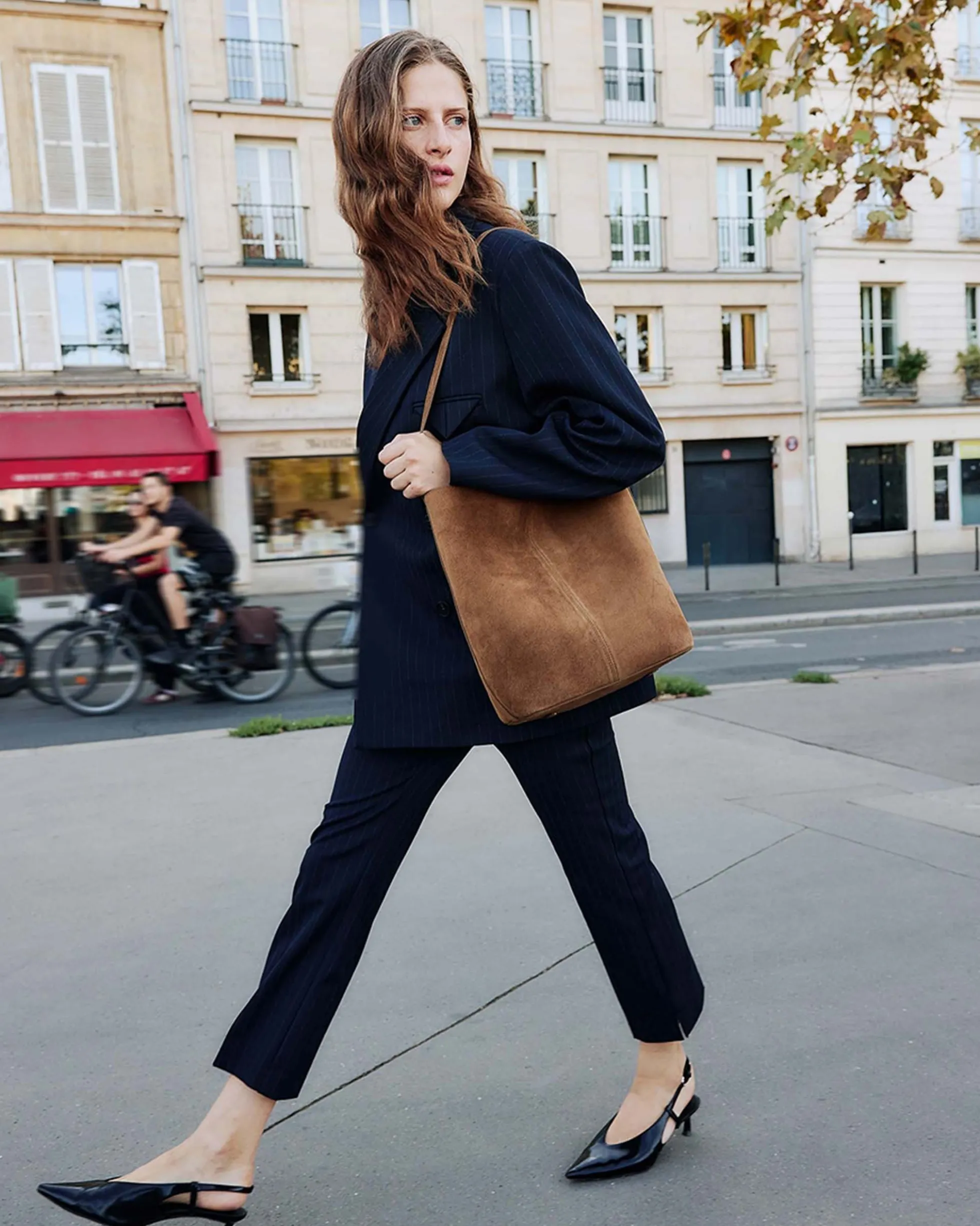 Sac seau en cuir de vachette camel Le come