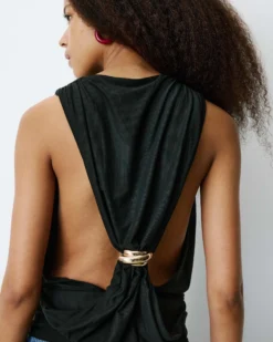 Top drapé sans manches à boucle dorée au dos noir Bunny