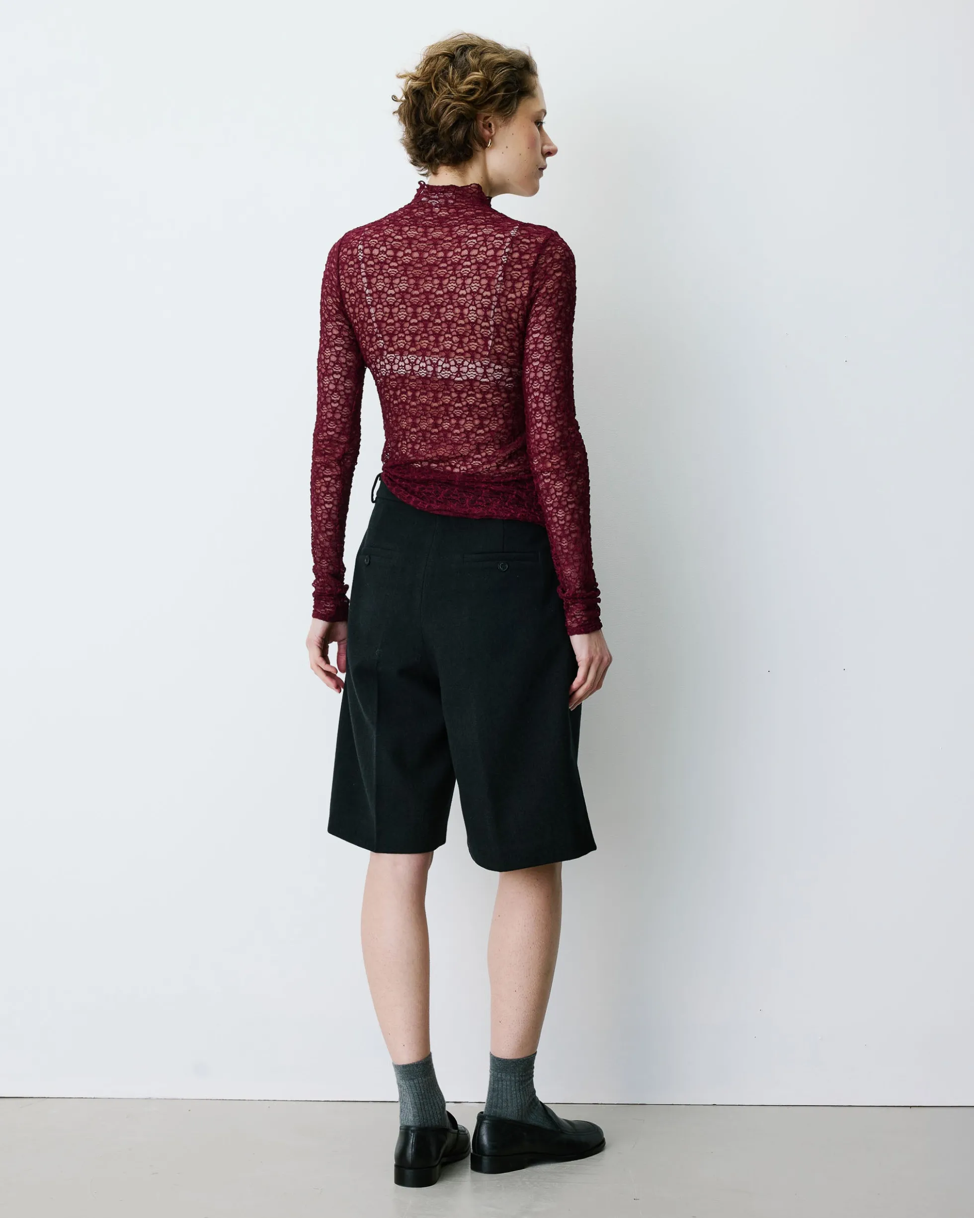 Top en dentelle ajusté manches longues cherry Blake