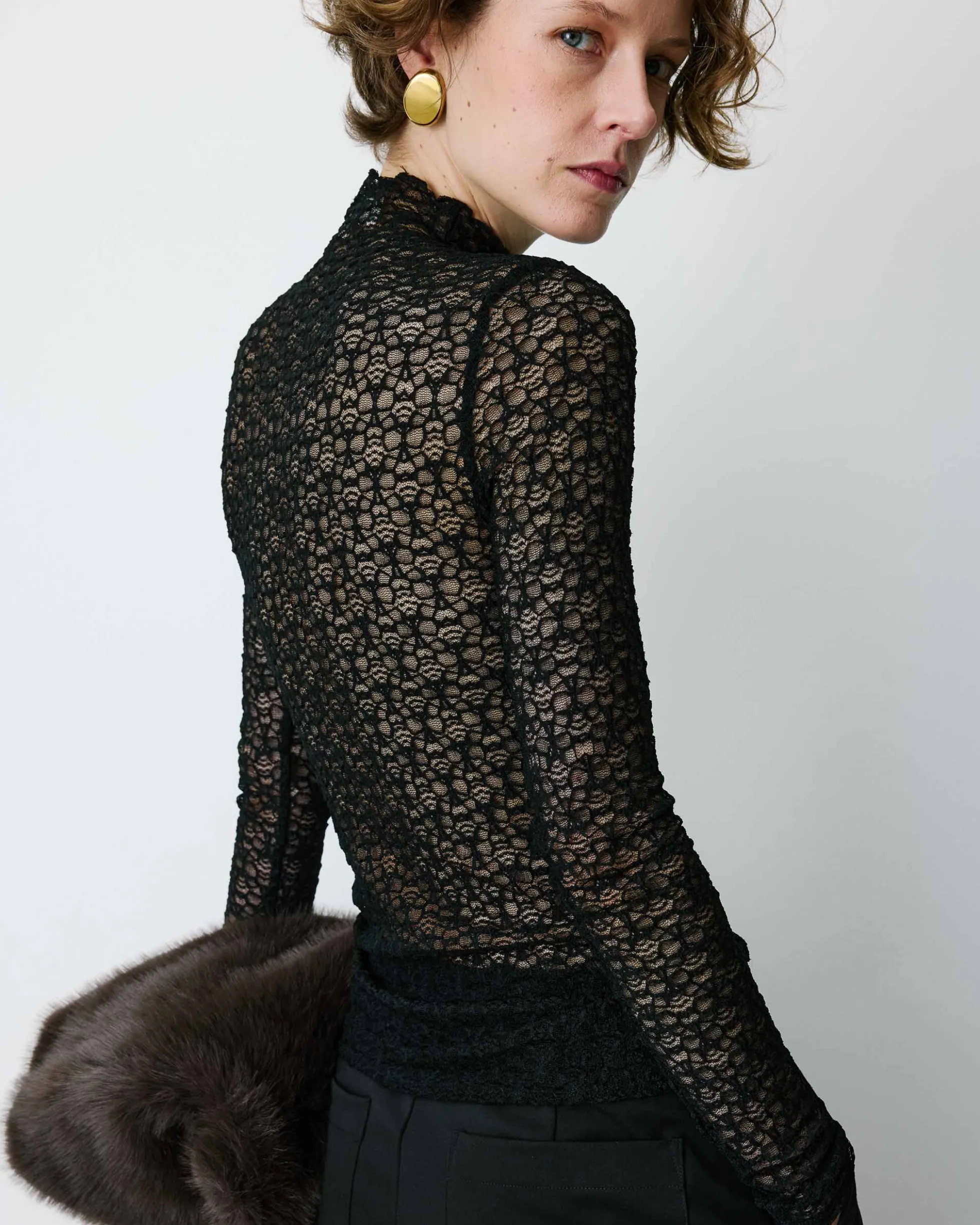 Top en dentelle ajusté manches longues noir Blake