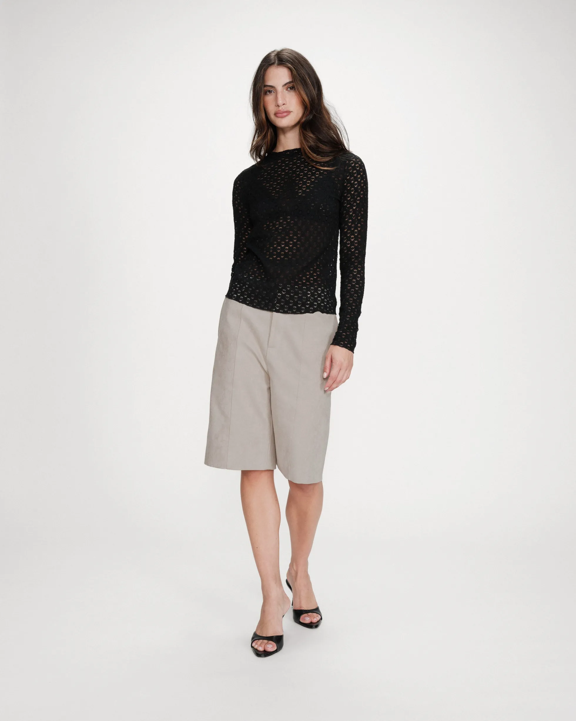 Top en dentelle transparent manches longues noir Valmy