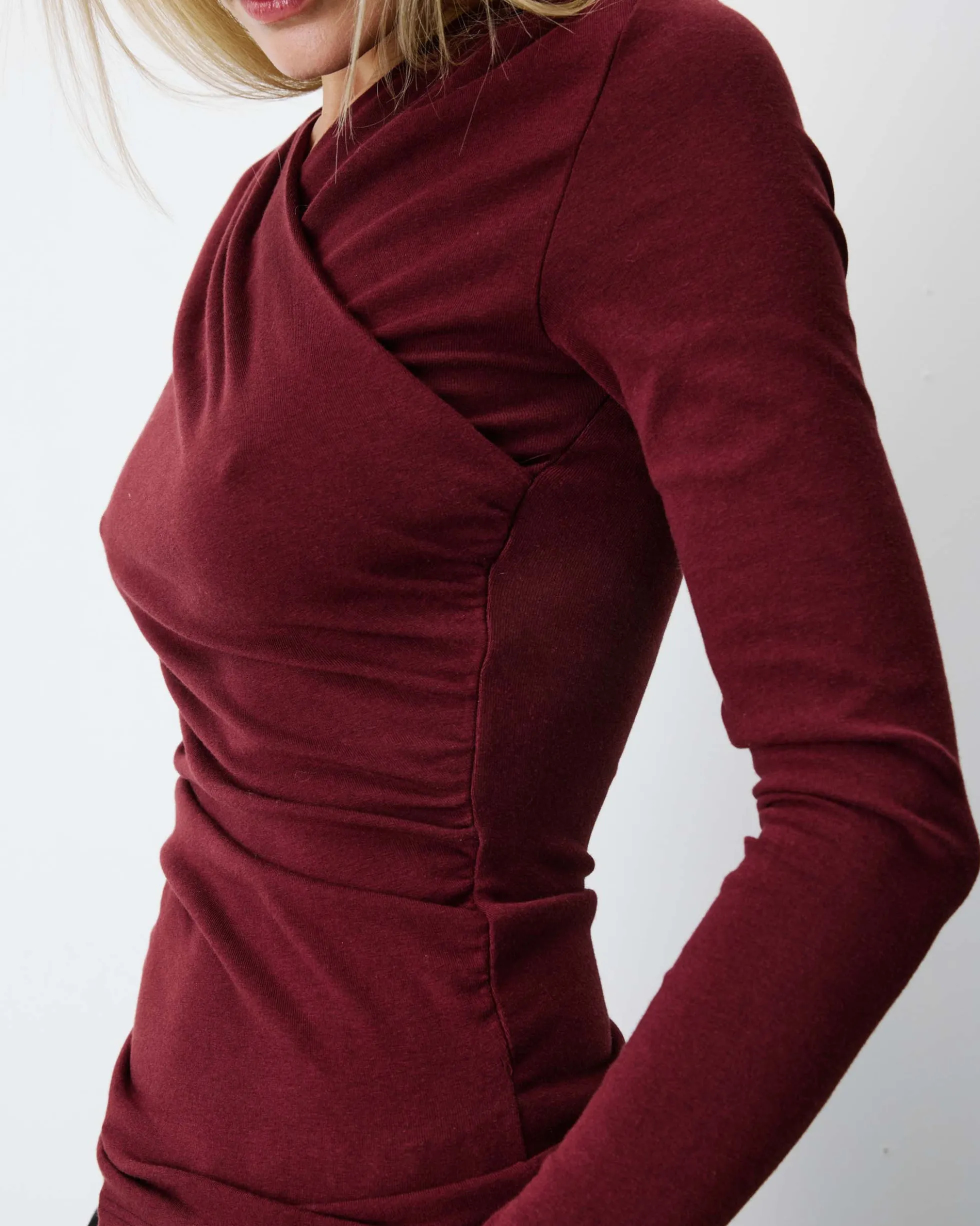 Top froncé col V croisé manches longues cherry Azul