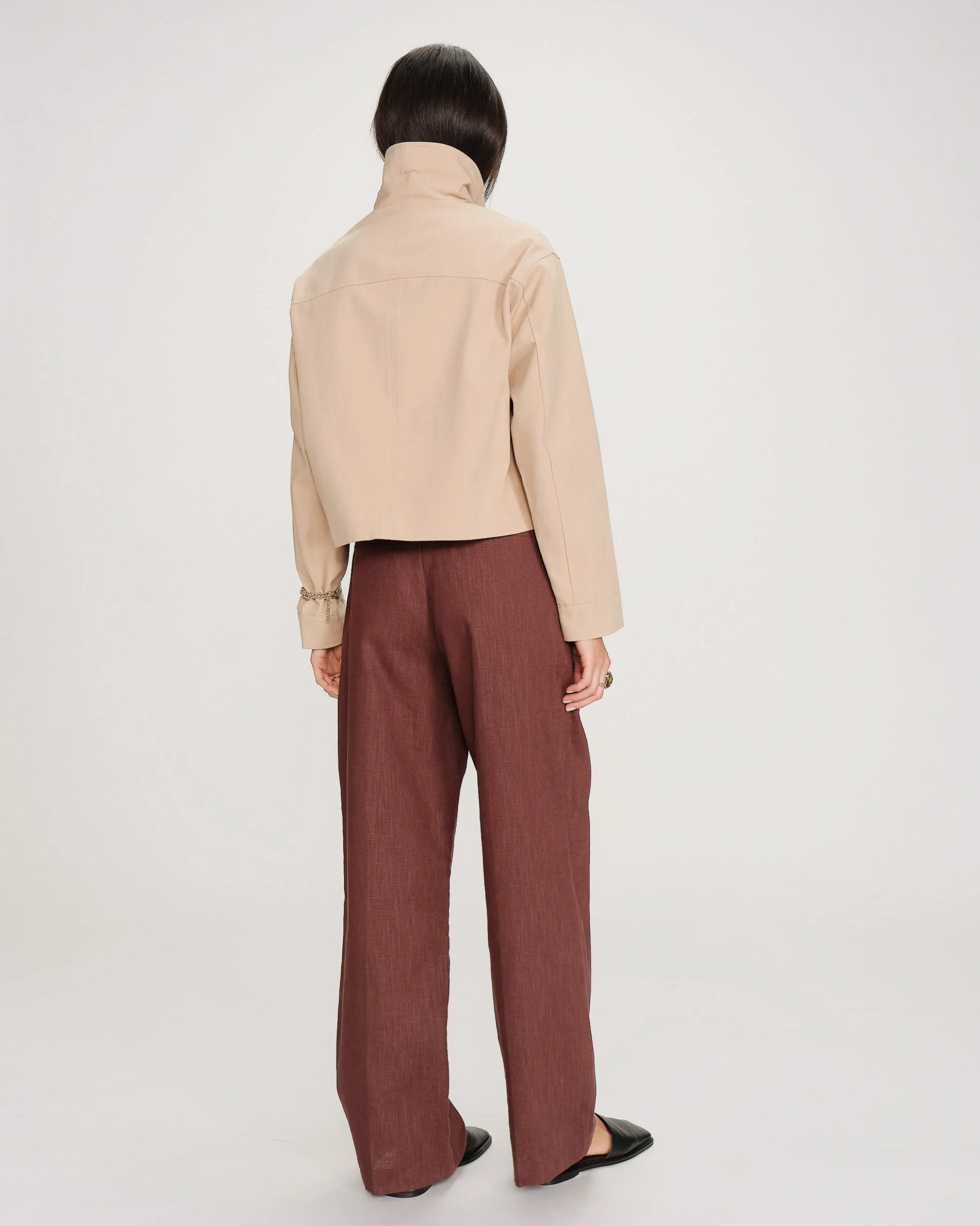 Veste courte en coton boutonnée à poches sable Veronica