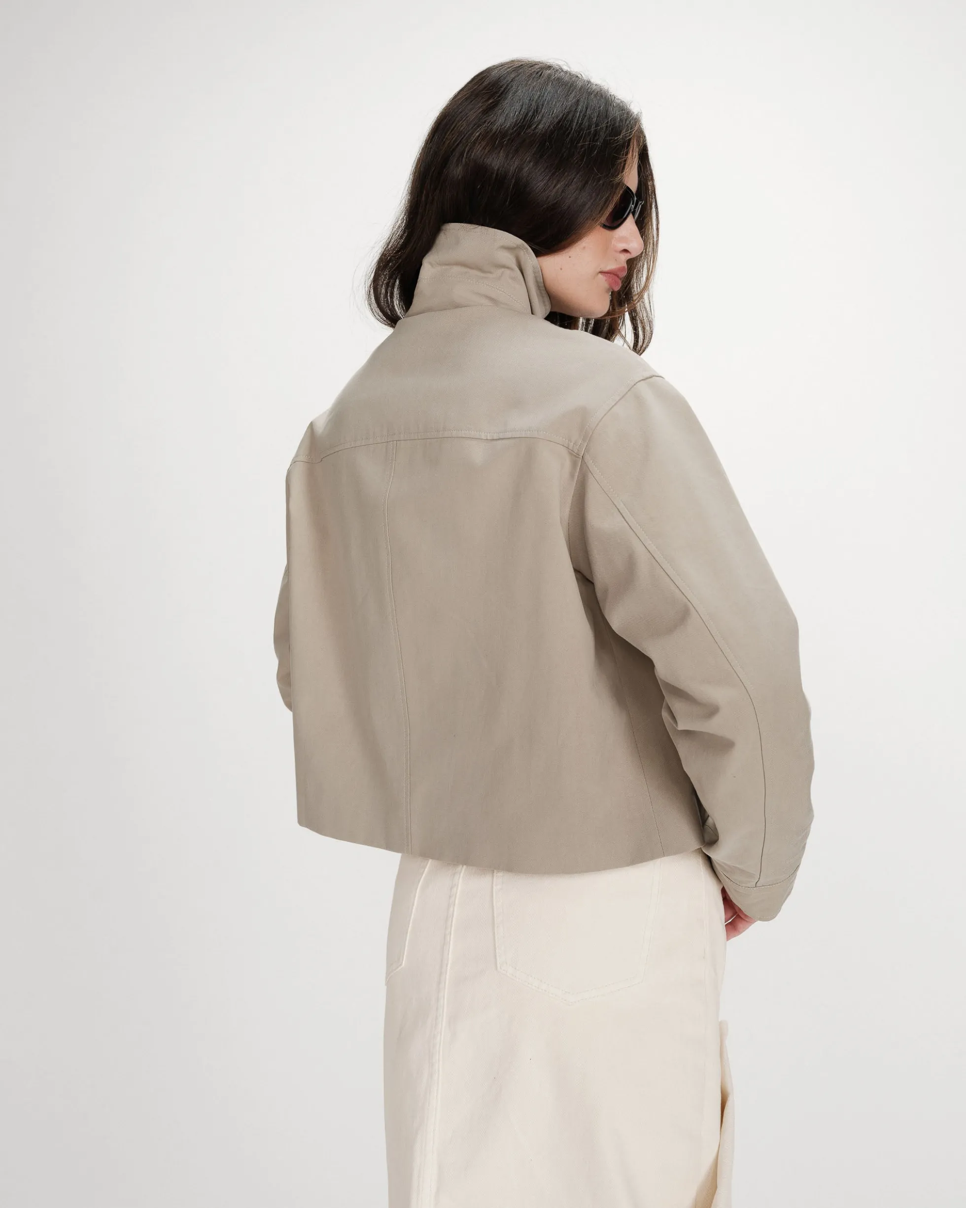 Veste courte en coton boutonnée à poches sauge Veronica