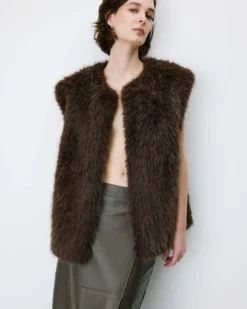 Veste droite sans manches en fausse fourrure chocolat Aelio