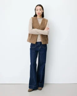 Veste sans manches en fausse shearling taupe Avery