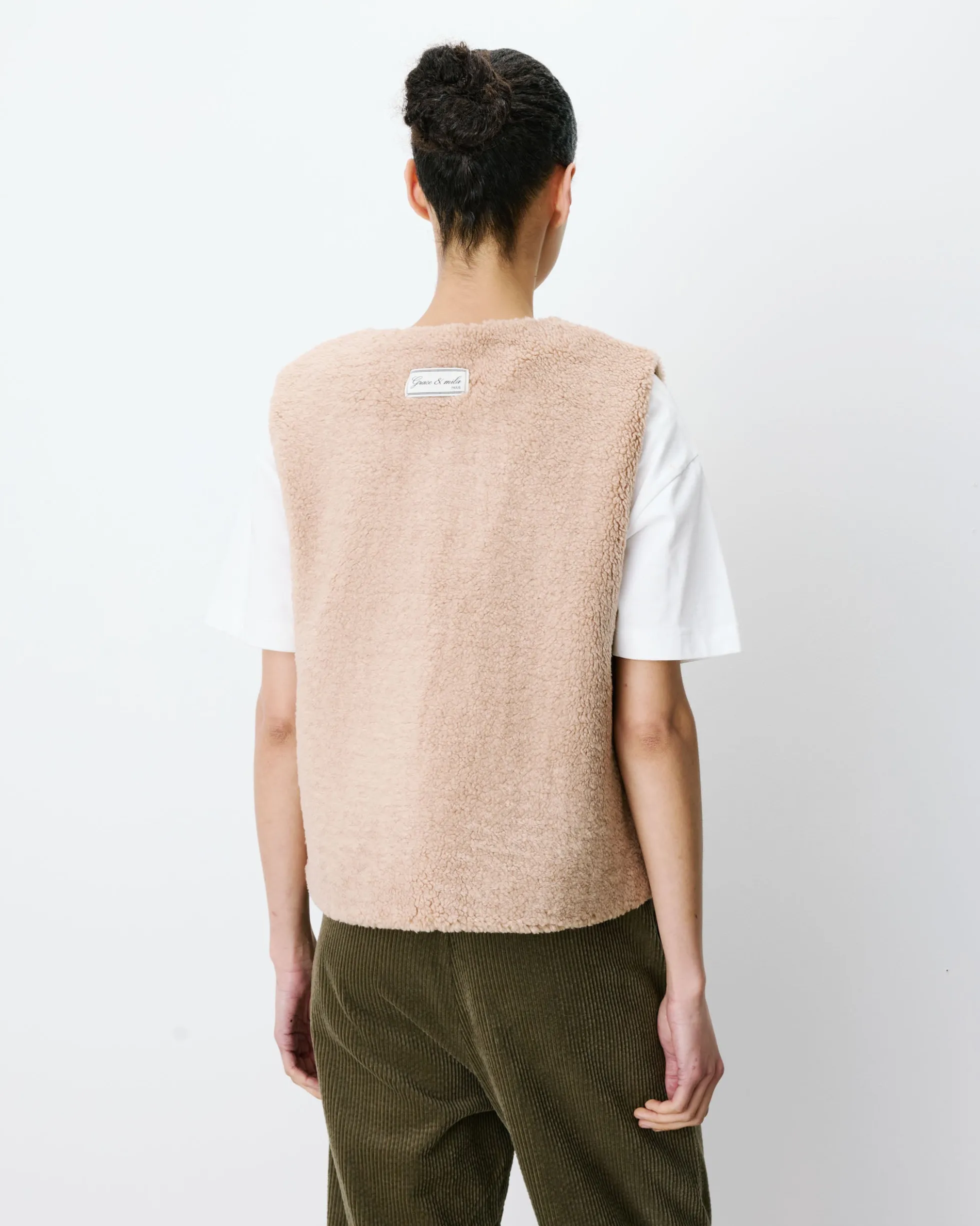 Veste sans manches en fausse shearling beige Avery