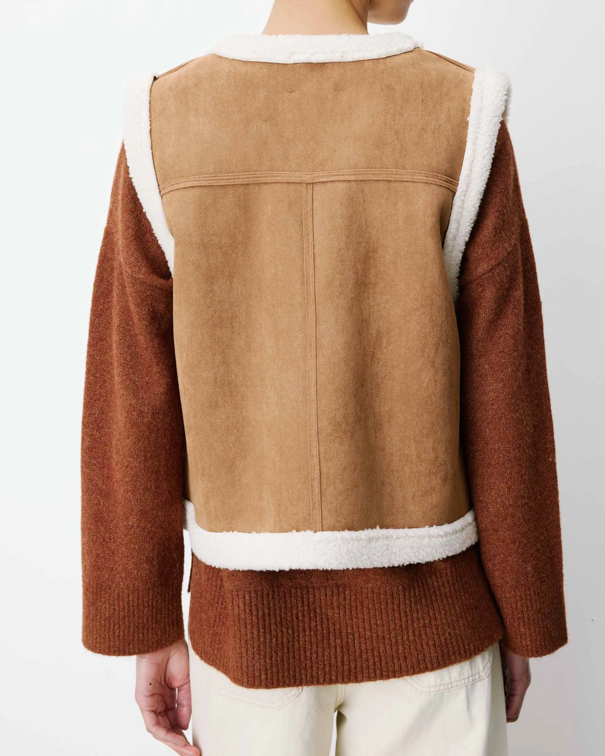 Veste sans manches en fausse shearling col V coffee Anya